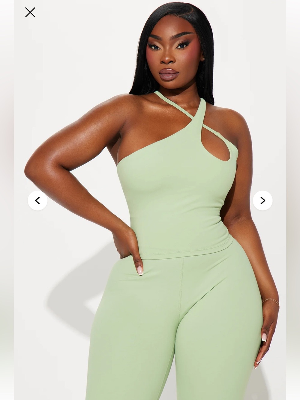 Fashion Nova x Active Set - Picture 2 of 4